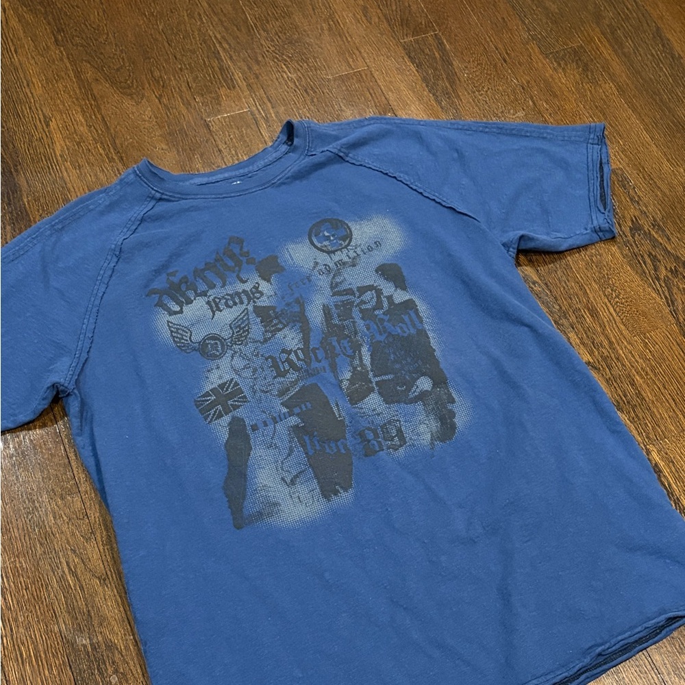 DKNY grinder blue graphic shirt